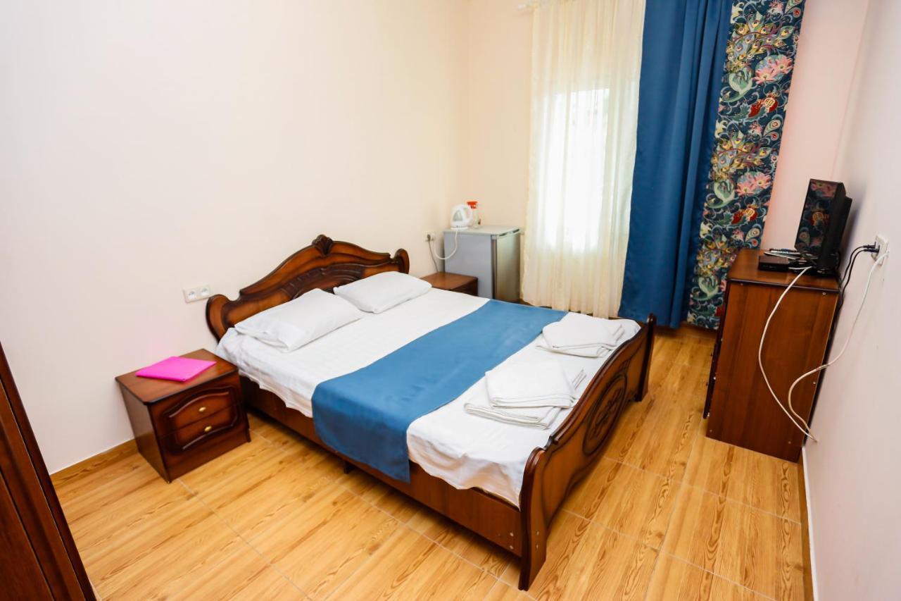 Hotel Sabina Гагра Екстер'єр фото