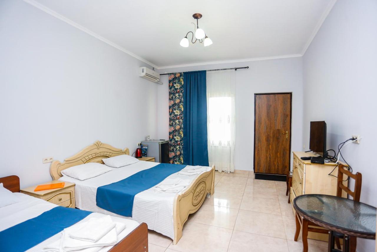 Hotel Sabina Гагра Екстер'єр фото