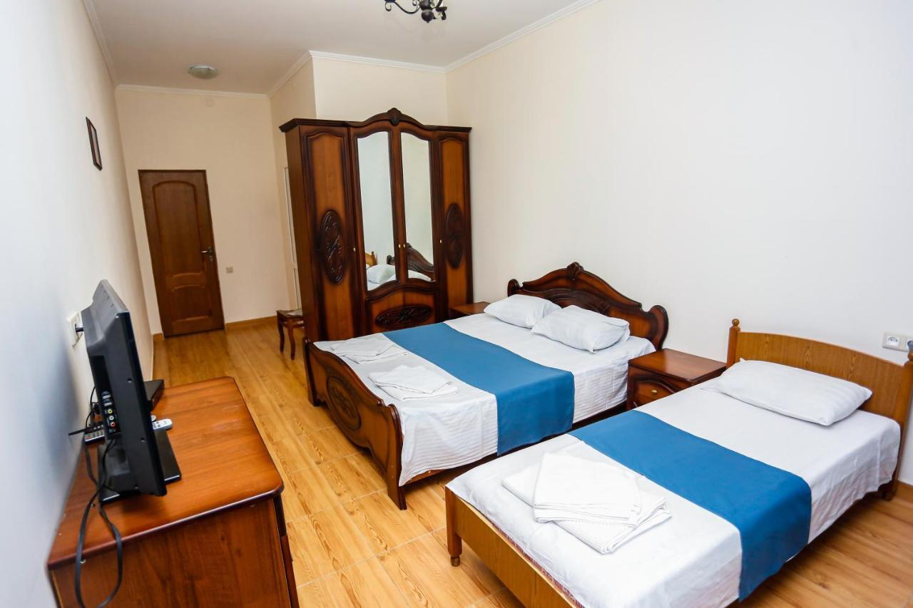 Hotel Sabina Гагра Екстер'єр фото
